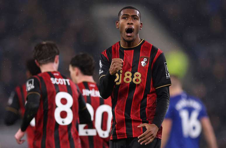 Rayan j&aacute; tem dois gols e uma assist&ecirc;ncia pelo Bournemouth &ndash;