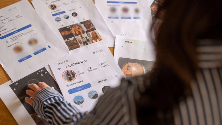 Davies compartilha a sua hist&oacute;ria na esperan&ccedil;a de obter respostas e alertar as pessoas sobre os perigos das redes sociais