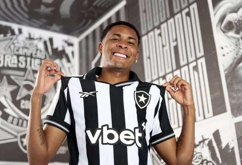 Roque posa para as lentes do fot&oacute;grafo oficial do Mais Tradicional &ndash;