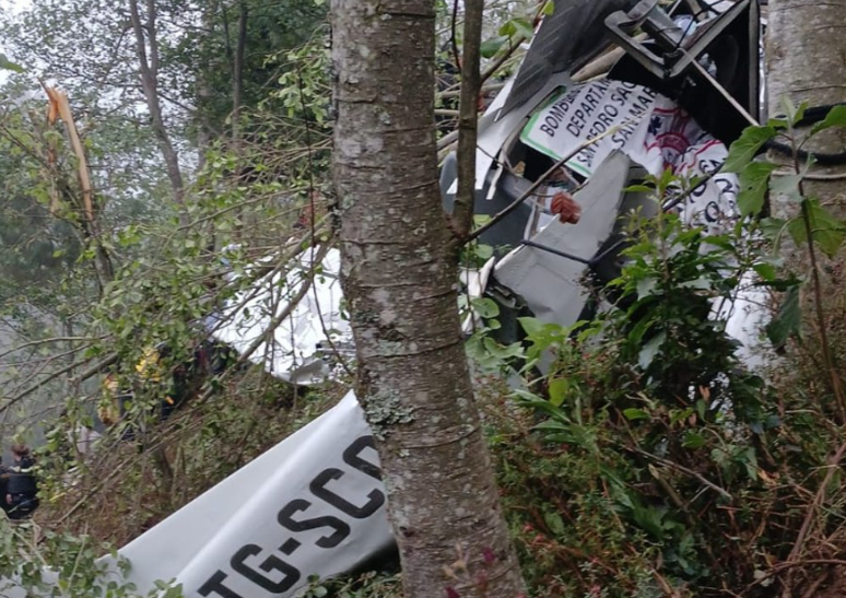 Al&eacute;m do ex-jogador, outras tr&ecirc;s pessoas morreram na queda de um avi&atilde;o na Guatemala, incluindo uma mulher gr&aacute;vida