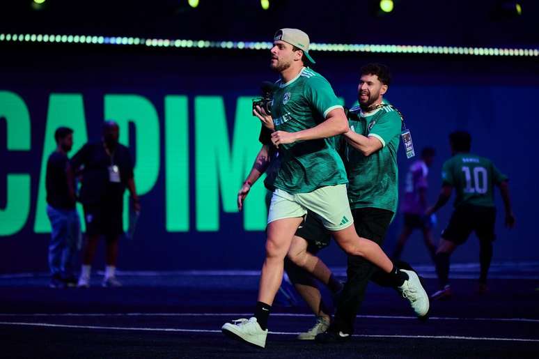 Jon Vlogs apostou R$1 milh&atilde;o com Lucas Tylty na partida entre Capim e Dibrados -