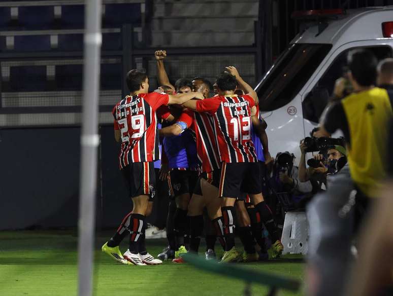S&atilde;o Paulo defende a lideran&ccedil;a do Campeonato Brasileiro &ndash;