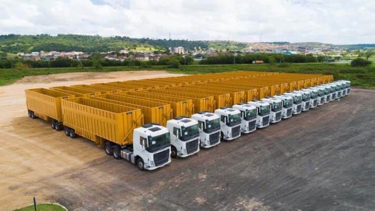 Vamos, loca&ccedil;&atilde;o caminh&atilde;o seminovo