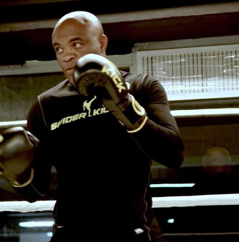 Anderson Silva &ndash;
