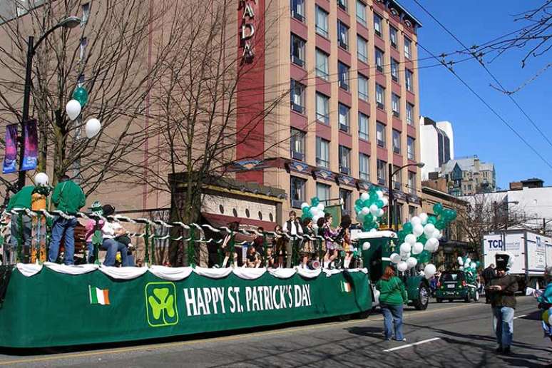 St. Patrick&rsquo;s Day &eacute; comemorado em diversos pa&iacute;ses, especialmente naqueles com grandes comunidades irlandesas, como Estados Unidos, Canad&aacute; e Austr&aacute;lia