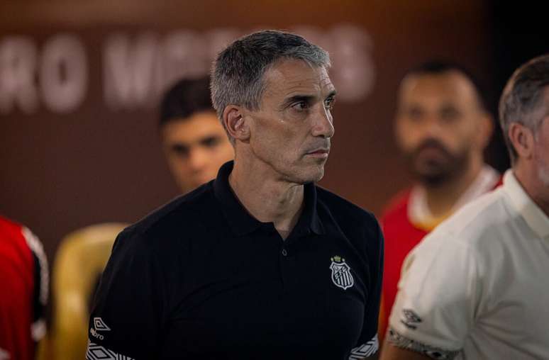 Vojvoda ter&aacute; prova de fogo contra o Internacional &ndash;