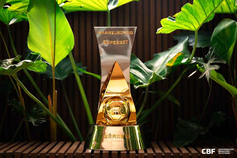 CBF apresenta trof&eacute;u e medalhas da competi&ccedil;&atilde;o &ndash;