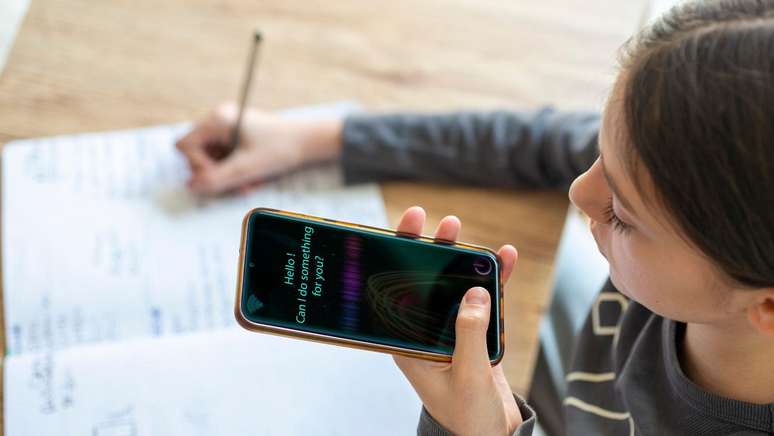 Se voc&ecirc; quer respostas melhores, pare de tratar a IA como uma pessoa e comece a trat&aacute;-la como uma ferramenta