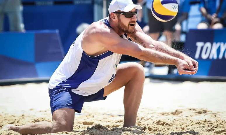 అలిసన్ సెరుట్టి (మముత్) -