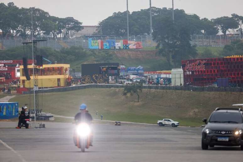 Veja fotos do Lollapalooza 2026 antes da abertura.