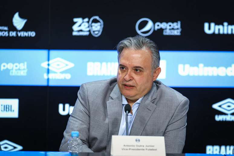 Diretoria do Gr&ecirc;mio exige exclusividade em quest&otilde;es de patroc&iacute;nio &ndash;