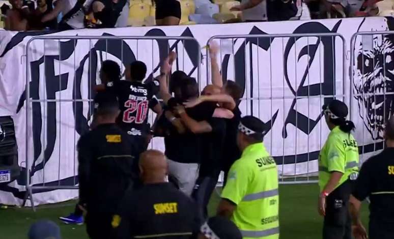 Time do Vasco notabilizou-se por determina&ccedil;&atilde;o para conquistar a virada sobre o Fluminense &ndash;