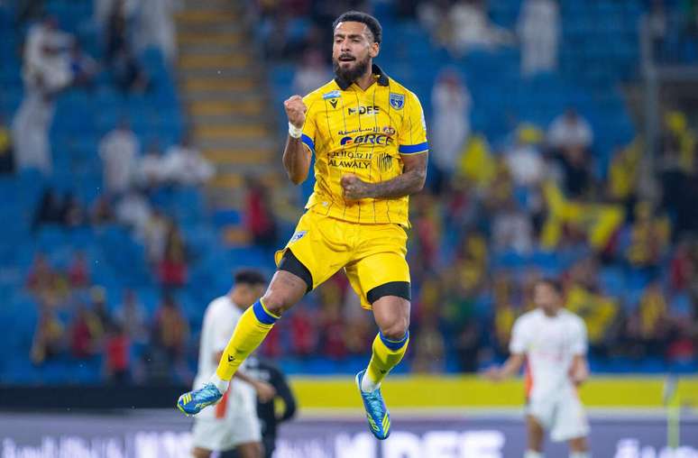 Angelo Fulgini &eacute; a novidade da Nova Caled&ocirc;nia para a repescagem &ndash;