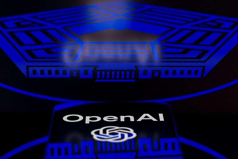 Assim que a Anthropic perdeu o contrato, sua rival OpenAI surgiu como alternativa