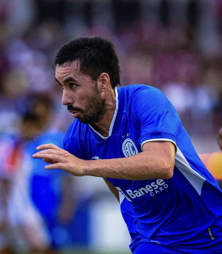 Maikon Aquino &ndash;