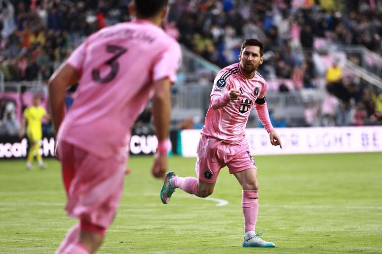 இண்டர் மியாமியின் கோலைக் கொண்டாடும் மெஸ்ஸி 