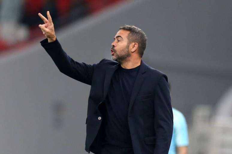 Estreia de Artur Jorge pode ocorrer no dia 1&ordm; de abril diante do Vit&oacute;ria, no Mineir&atilde;o &ndash;