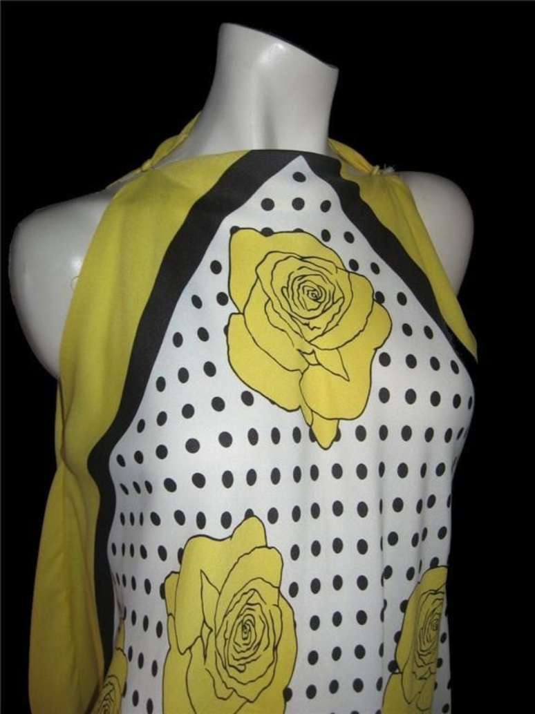 Len&ccedil;o Luis Estevez dos anos 1970 