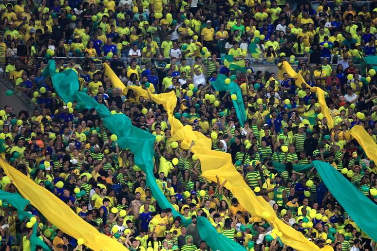 Torcedores brasileiros no Maracan&atilde; &ndash;