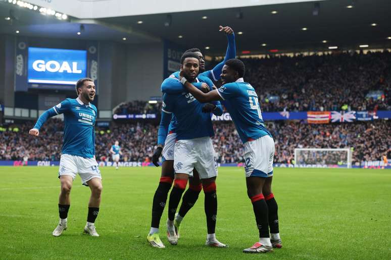 Chermiti comemorando um gol no cl&aacute;ssico pelo Rangers 