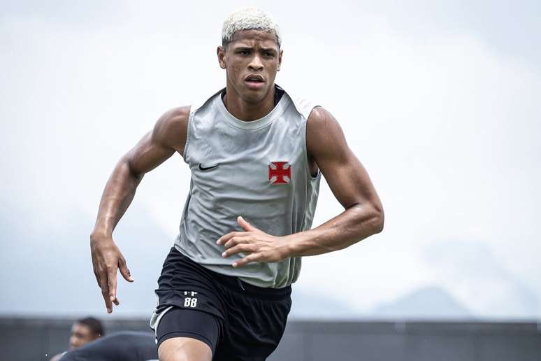 Barros deve voltar ao time contra o Gr&ecirc;mio &ndash;