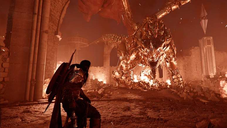 క్రిమ్సన్ ఎడారి సమీక్షలతో ప్రారంభించబడింది 