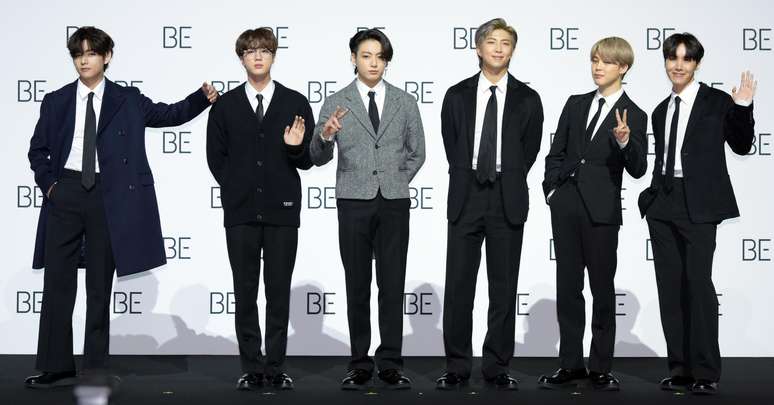 BTS tem sete integrantes na forma&ccedil;&atilde;o
