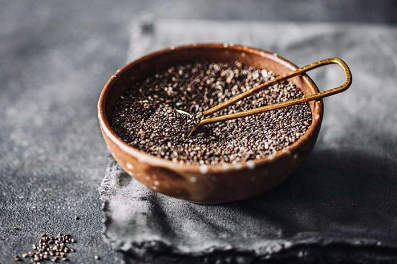 Para conseguir o melhor da chia, as sementes precisam ser mo&iacute;das antes de ingeridas, segundo os cientistas