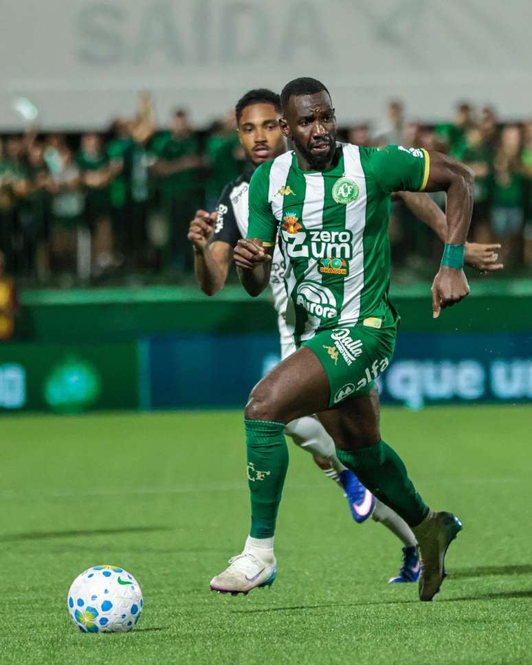 யானிக் பொலாசி -