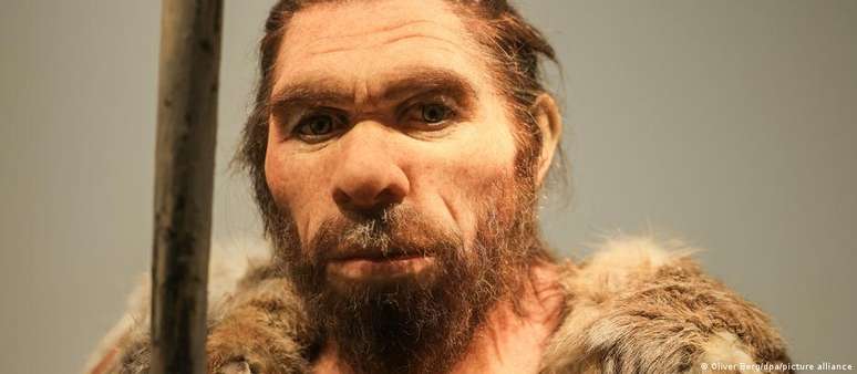 நியண்டர்டால் பொம்மை: மனித சேபியன்கள் மற்றும் நியாண்டர்தால்கள் ஒருவருக்கொருவர் ஈர்க்கப்பட்டனர் அல்லது வன்முறை மற்றும் வற்புறுத்தலில் ஈடுபட்டுள்ளனர்