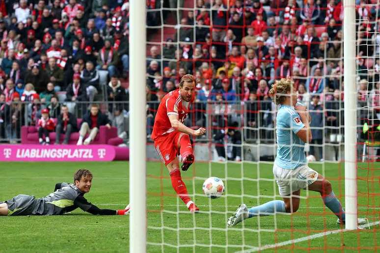 ஹாரி கேன், மற்றொரு கோலுடன், பன்டெஸ்லிகாவில் பேயர்ன் சட்டையுடன் 30 கோல்களை முடித்தார் -