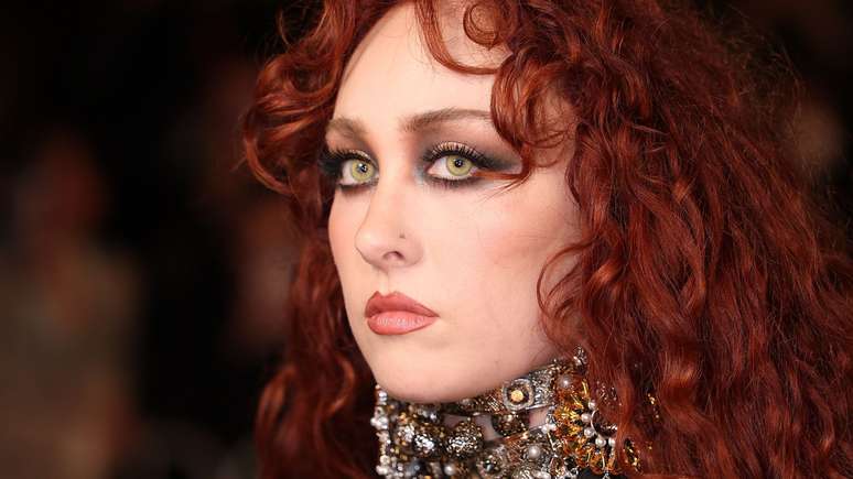 Chappell Roan se pronuncia sobre pol&ecirc;mica envolvendo filha do jogador Jorginho (Stephane Cardinale