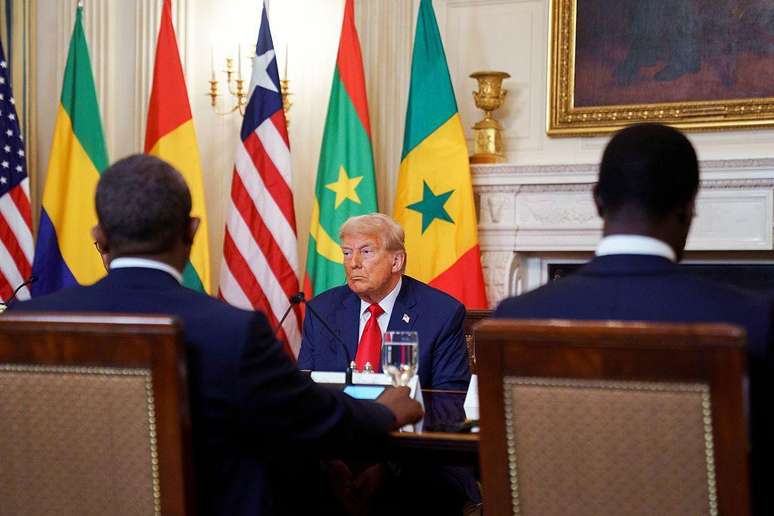Trump afirmou que deseja mudar a rela&ccedil;&atilde;o com a &Aacute;frica para que ela deixe de ser apenas receptora de ajuda e se torne uma parceira comercial