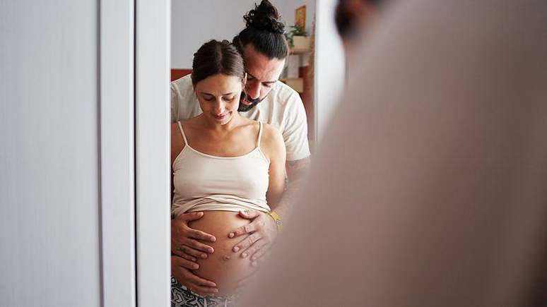 Pesquisadores consideram a s&iacute;ndrome de Couvade uma forma de apoio subconsciente a uma parceira gr&aacute;vida