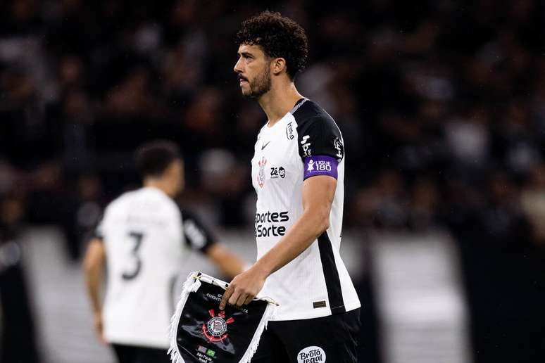 Gustavo Henrique avalia empate do Corinthians &ndash;
