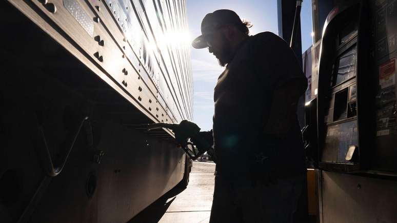 Os americanos est&atilde;o expostos &agrave;s varia&ccedil;&otilde;es do pre&ccedil;o dos combust&iacute;veis