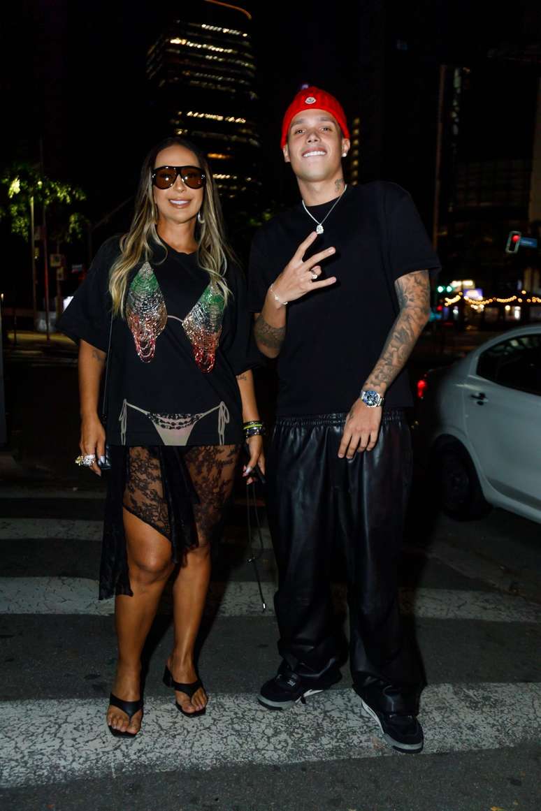 Valesca Popozuda e o filho Pablo 