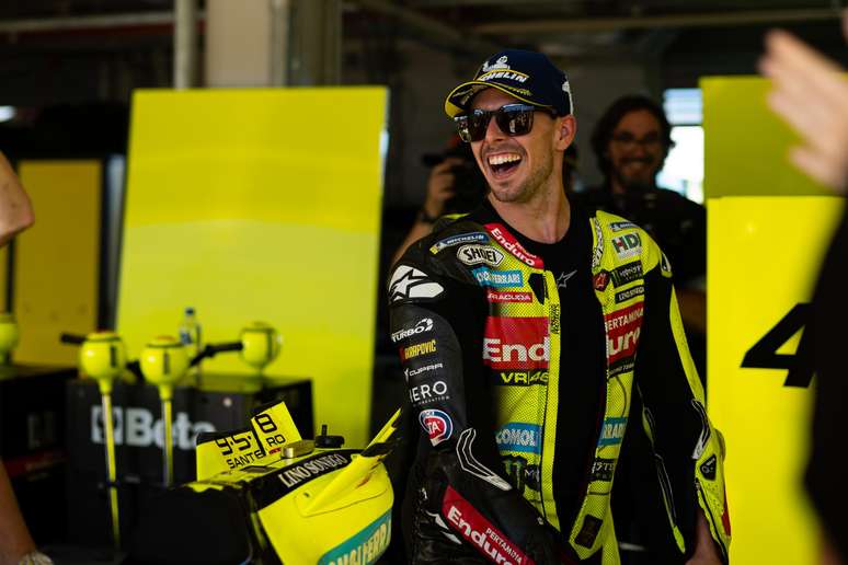 Diggia செயற்கைக்கோள் டிஷ் பிரத்தியேகமாக பேசினார்