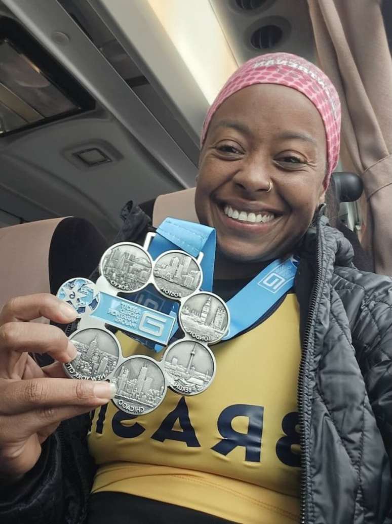 Vanessa com a Six Medal (Foto: Arquivo Pessoal)