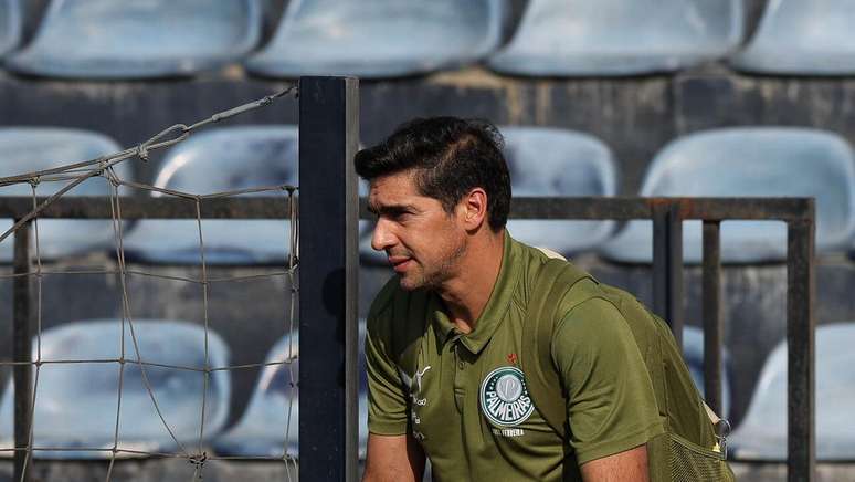 T&iacute;tulos de Abel Ferreira pelo Palmeiras rendem b&ocirc;nus ao PAOK &ndash;