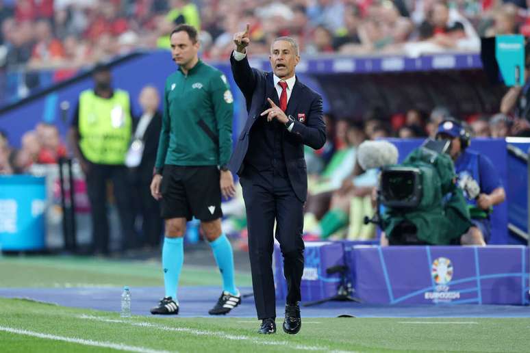 Treinador levou a Alb&acirc;nia &agrave; &uacute;ltima Eurocopa &ndash; Foto &ndash; Kevin C. Cox/Getty Images