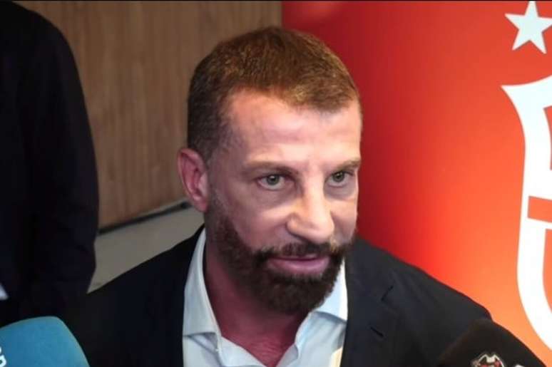 Pedrinho espera avan&ccedil;ar SAF do Vasco em 206 &ndash;