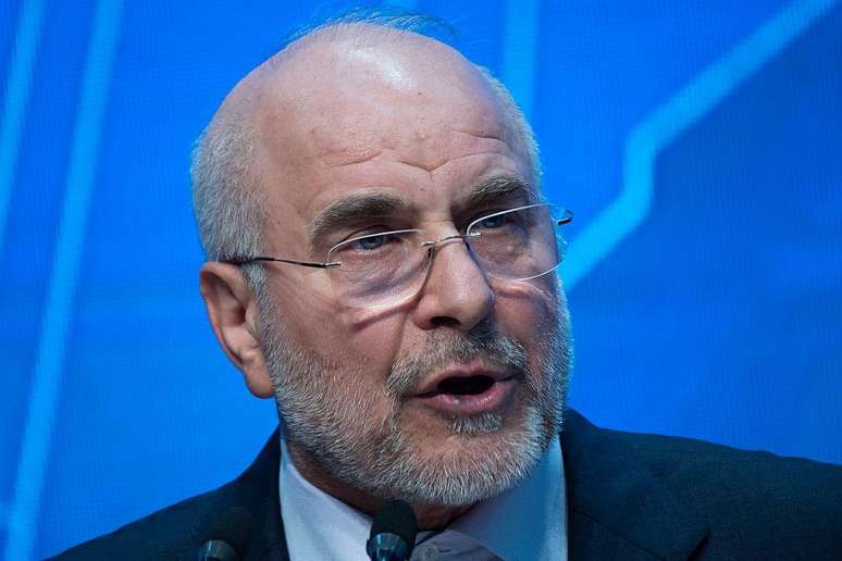 Mohammad Bagher Ghalibaf se candidatou quatro vezes &agrave; presid&ecirc;ncia do Ir&atilde;