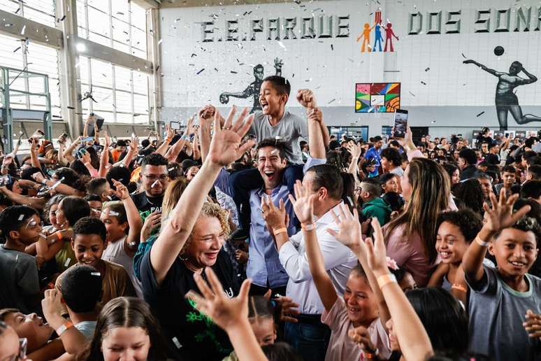 Escola venceu categoria de supera&ccedil;&atilde;o de adversidades