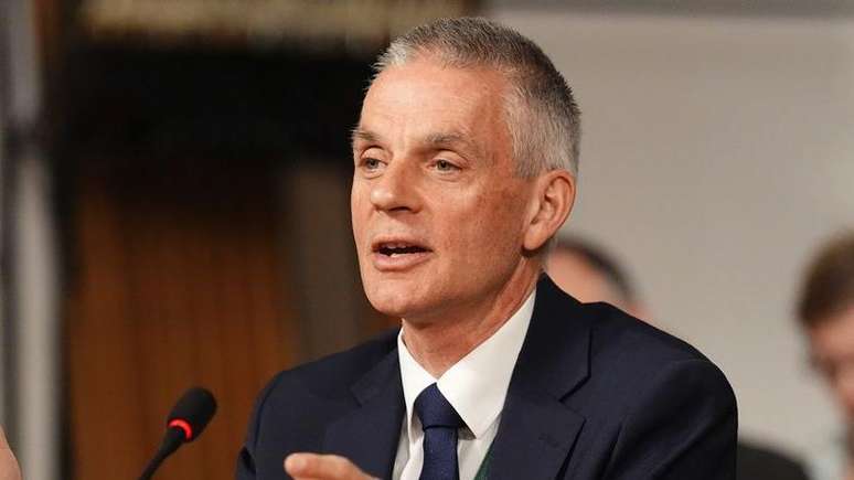 முன்னாள் பிபிசி டைரக்டர் ஜெனரல் டிம் டேவிக்கு பதிலாக பிரிட்டின் நியமிக்கப்படுவார்