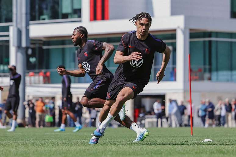 Jogadores dos Estados Unidos durante treinamento da sele&ccedil;&atilde;o &ndash;