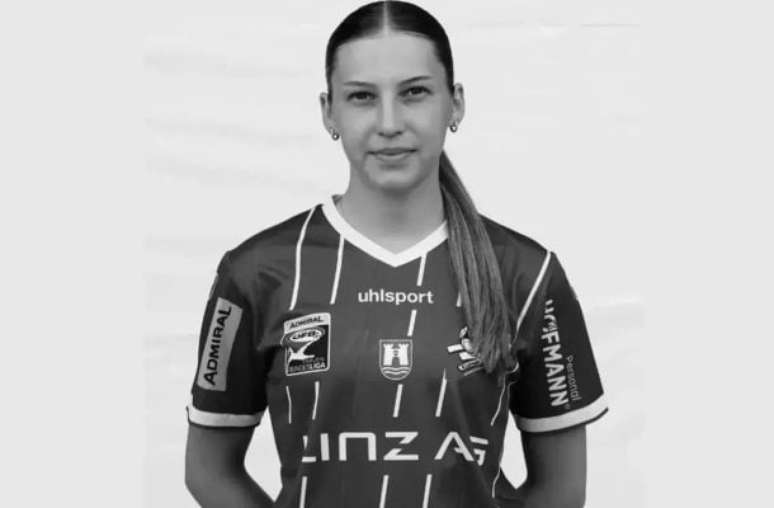 Reprodu&ccedil;&atilde;o - Legenda: Alexandra Wimmer estava em um carro que colidiu violentamente com um caminh&atilde;o, na &Aacute;ustria