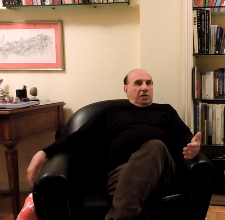 'A umidade relativa do ar &eacute; de 100% no ver&atilde;o, causando dor de cabe&ccedil;a. A pr&oacute;pria &aacute;gua do Golfo P&eacute;rsico &eacute; quente', diz ex-embaixador S&eacute;rgio Tutikian