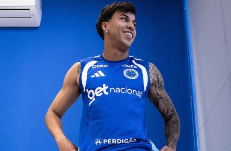 வெறும் 17 வயதே ஆன பெலிப் மொரைஸ், வெளிநாட்டில் உள்ள கிளப்புகளின் கவனத்தை ஈர்க்கத் தொடங்கினார்.