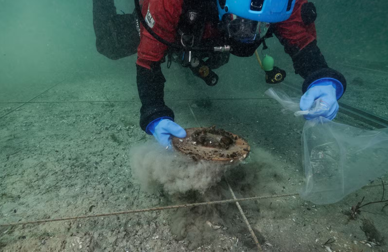 Naufr&aacute;gio do Imp&eacute;rio Romano de 2 mil anos &eacute; encontrado em lago na Su&iacute;&ccedil;a